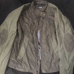 Women’s North Face Lightweight jacket